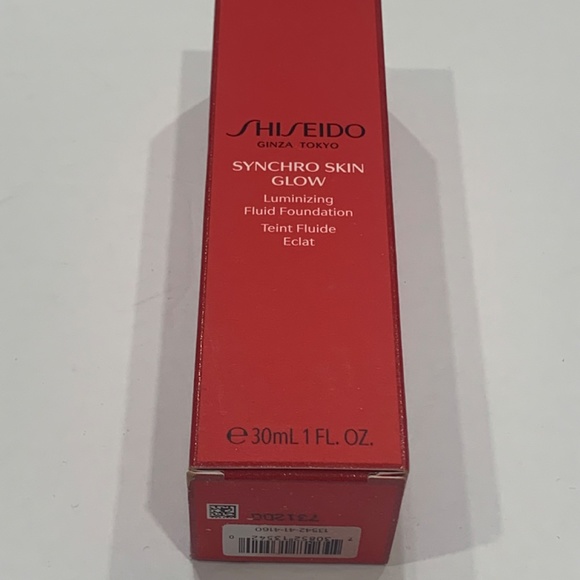 NIB Shiseido Synchro Skin Glow- Neutral 4 - Picture 2 of 3